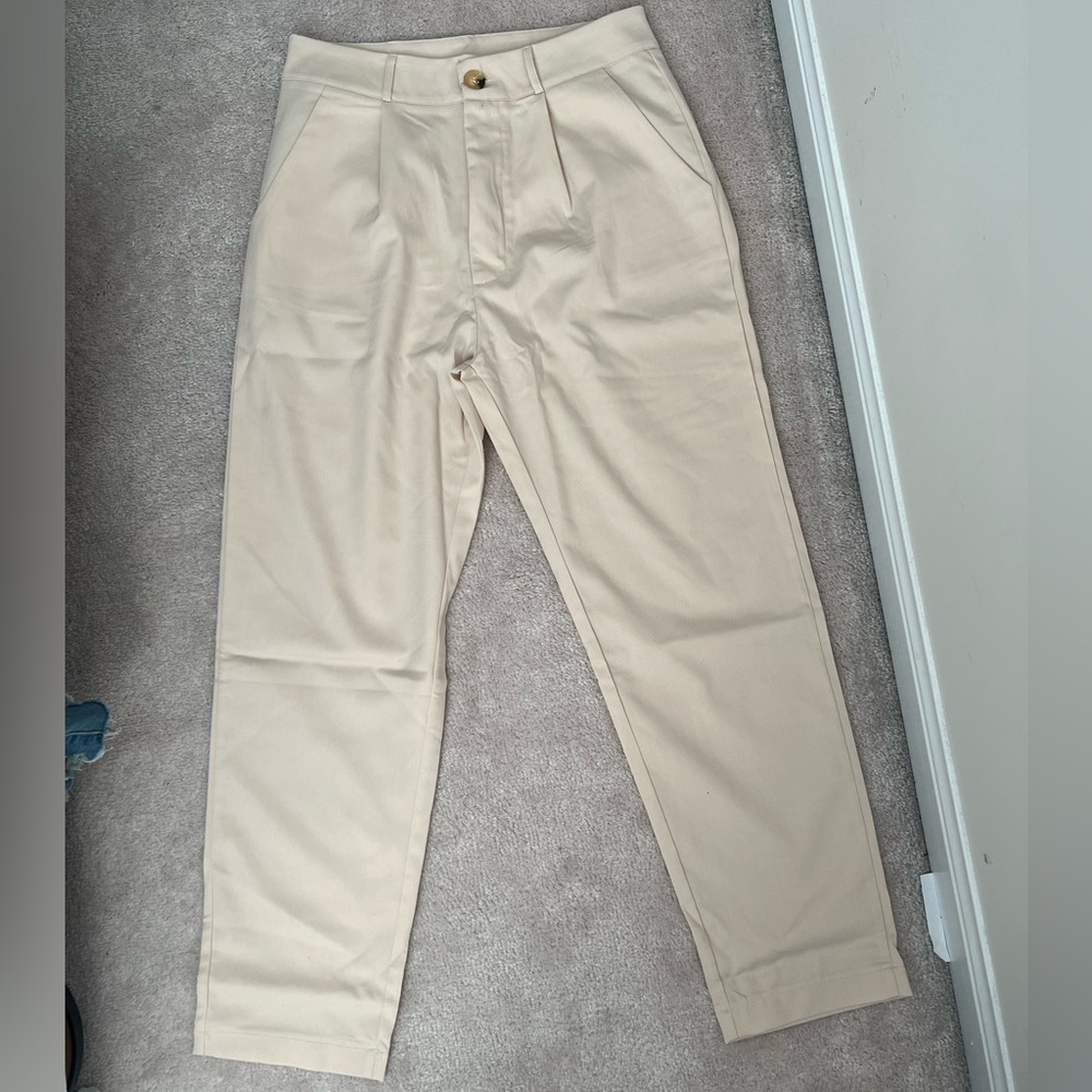 Solid Fold pleated tapered pants